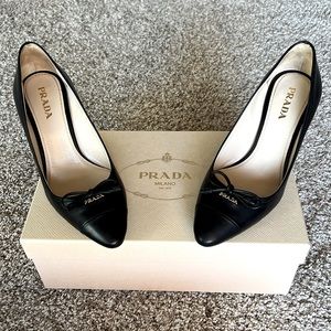 Authentic Prada Black pumps